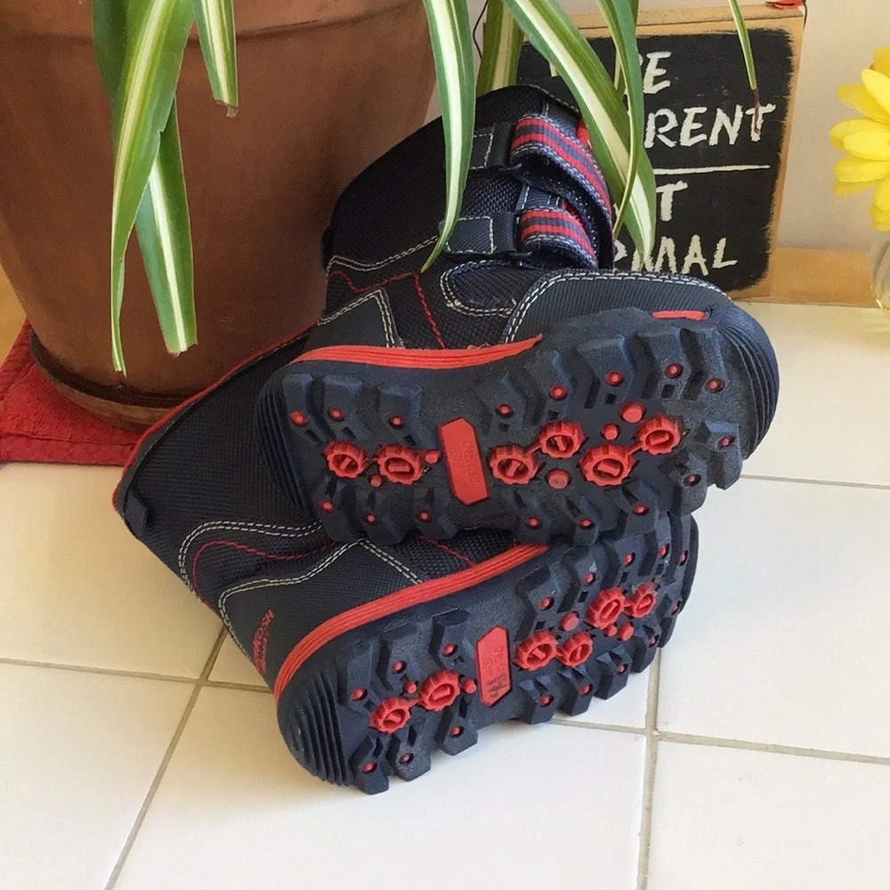 ‘OshKosh B’gosh’ Kids Snow Boots